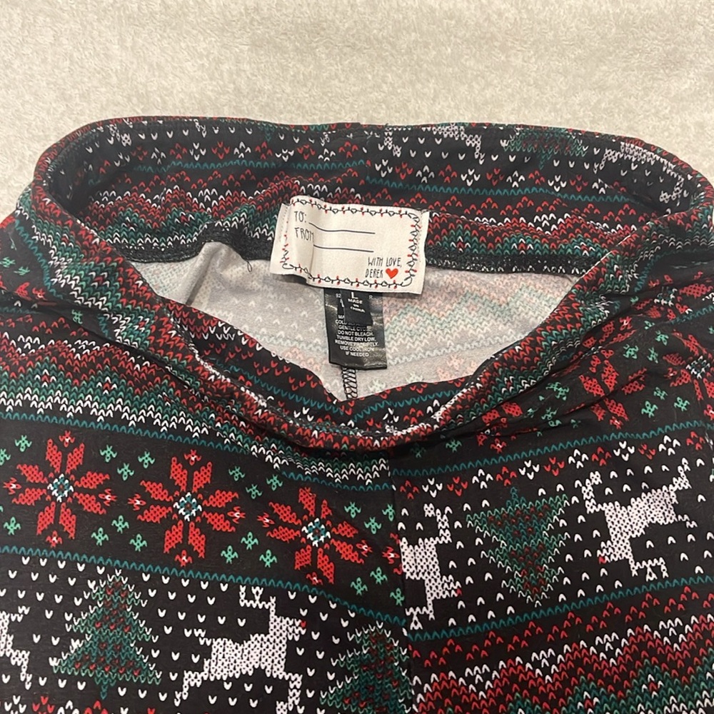 Holiday Reindeer and Snowflake Leggings - Picture 3 of 7